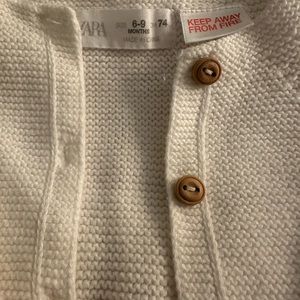 Zara baby cardigan in size 6/9 months, perfect condition